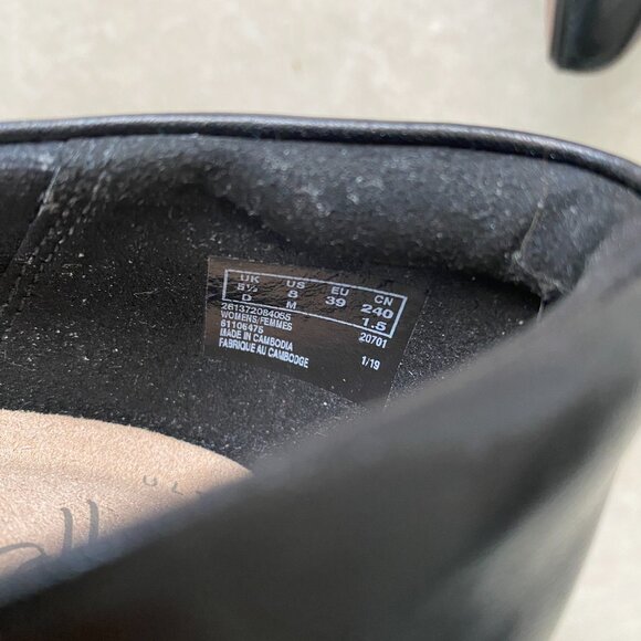 Collection by Clarks 100% Genuine Leather Black Comfortable High Heels - Picture 9 of 13